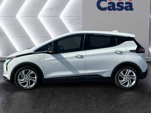 Used 2023 Chevrolet Bolt LT FWD image 4
