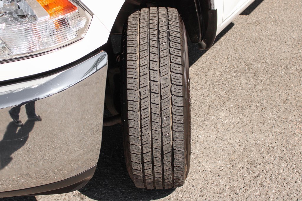 Used 2014 RAM 3500 Tradesman w/ Power & Remote Entry Group image 29