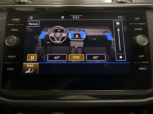 Used 2022 Volkswagen Tiguan SE FWD image 40