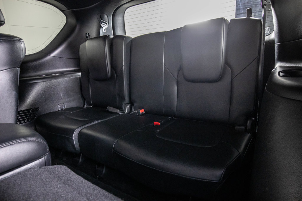 Used 2023 Nissan Armada SL w/ Midnight Edition Package RWD image 13