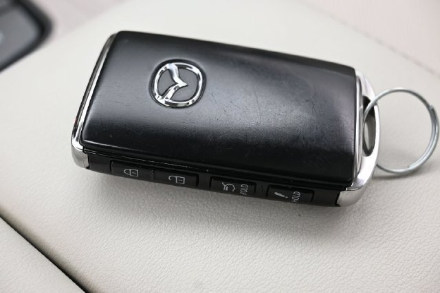 Certified 2024 MAZDA CX-90 Plug-In Hybrid w/ Premium Plus AWD/4WD image 19