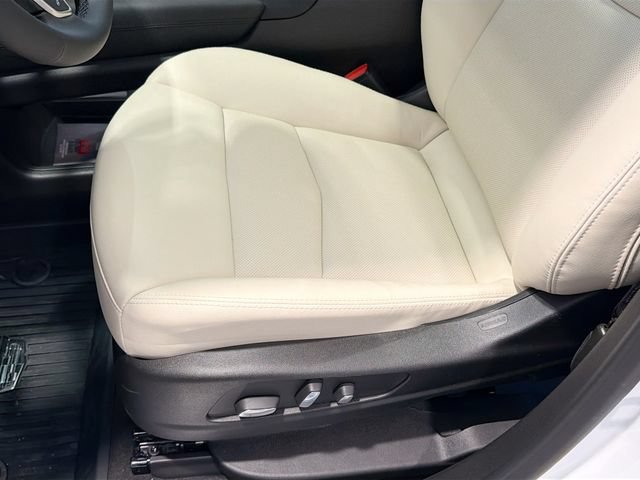 New 2025 Cadillac XT5 Sportv w/ Technology Package AWD/4WD image 18