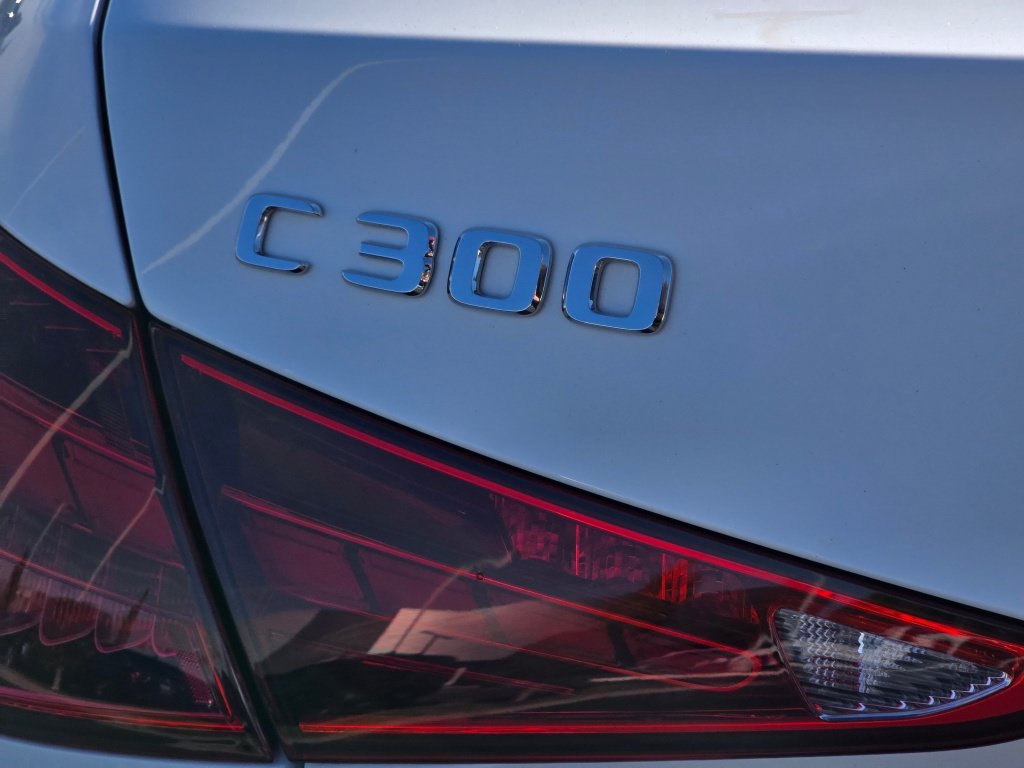 Used 2023 Mercedes-Benz C 300 4MATIC Sedan image 33