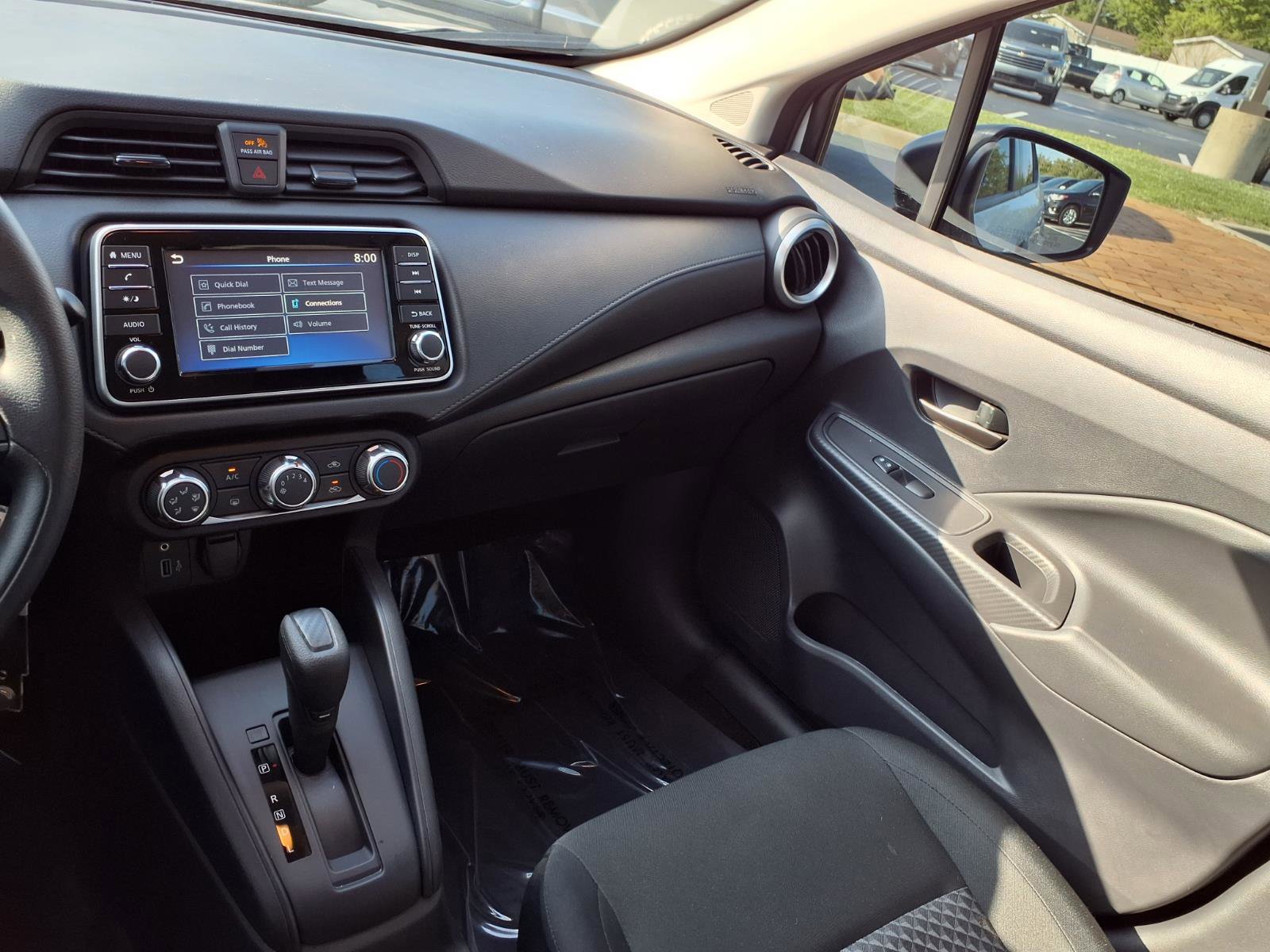 Used 2024 Nissan Versa S w/ S Plus Package image 3