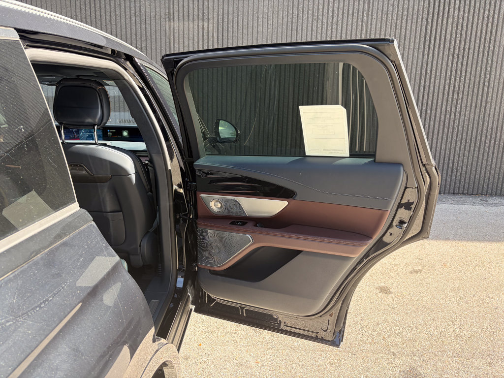 New 2026 Lincoln Nautilus Black Label AWD/4WD image 30