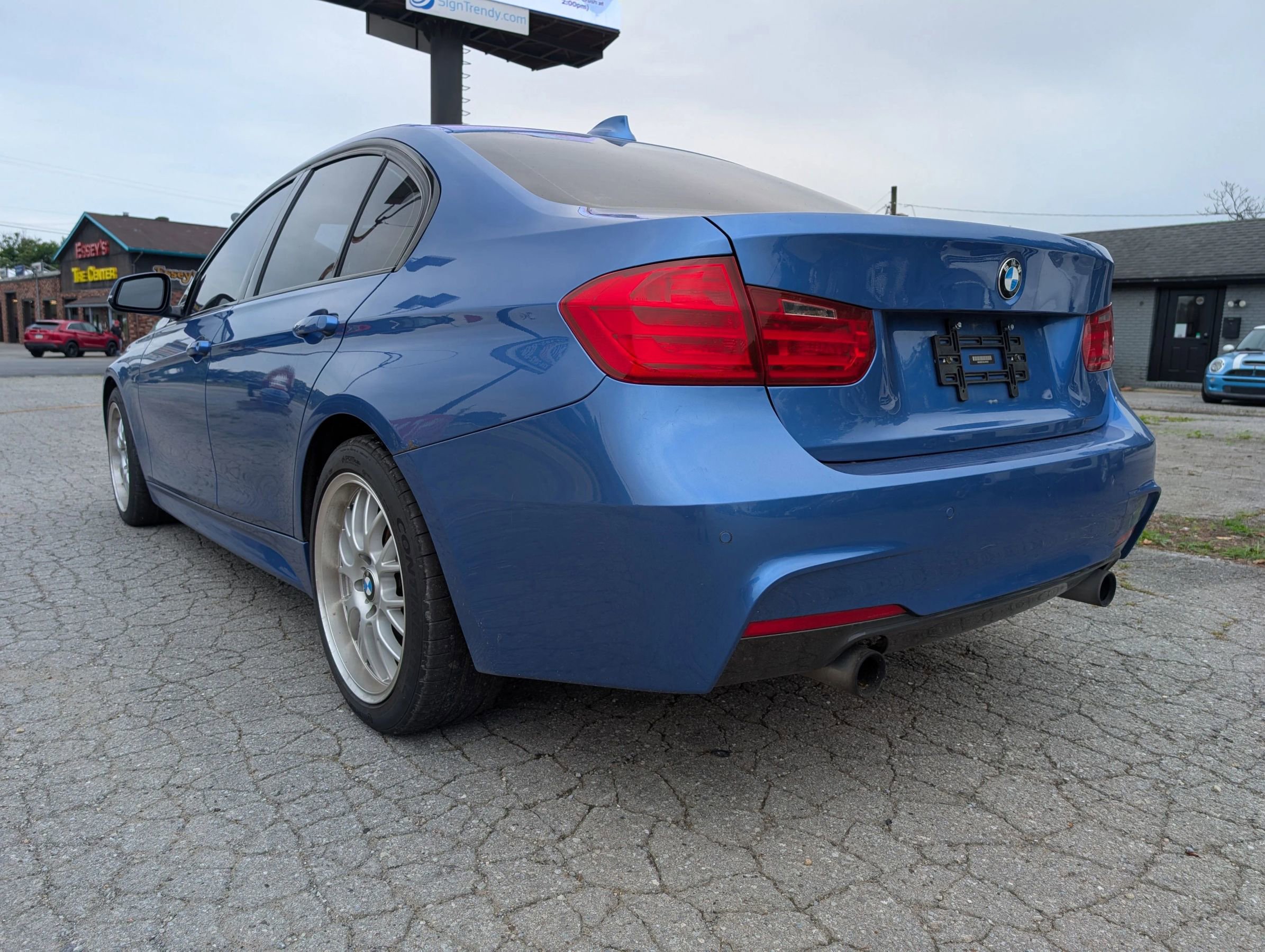 Used 2013 BMW 335i xDrive Sedan image 5