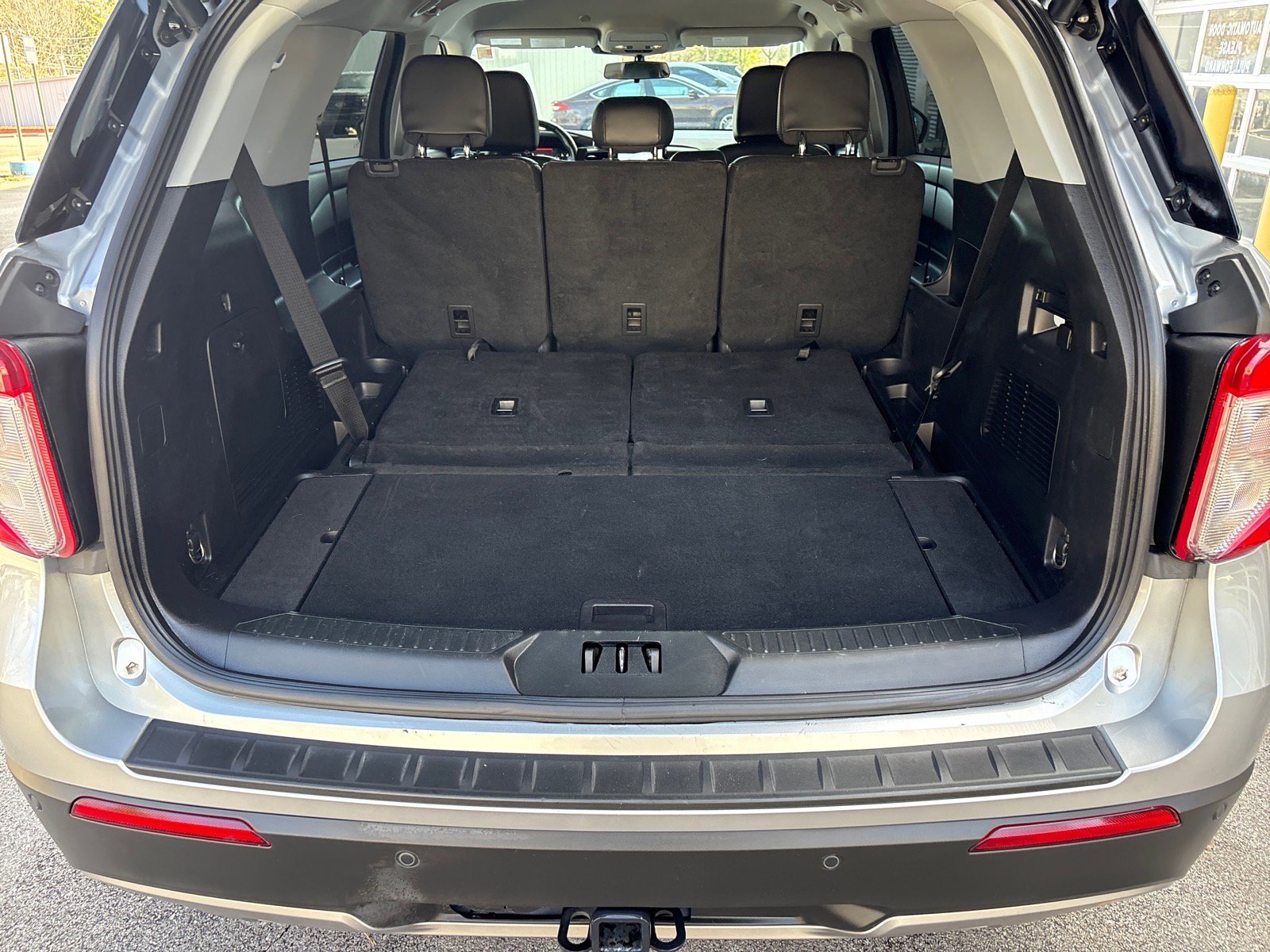 Used 2022 Ford Explorer XLT w/ Equipment Group 202A image 41