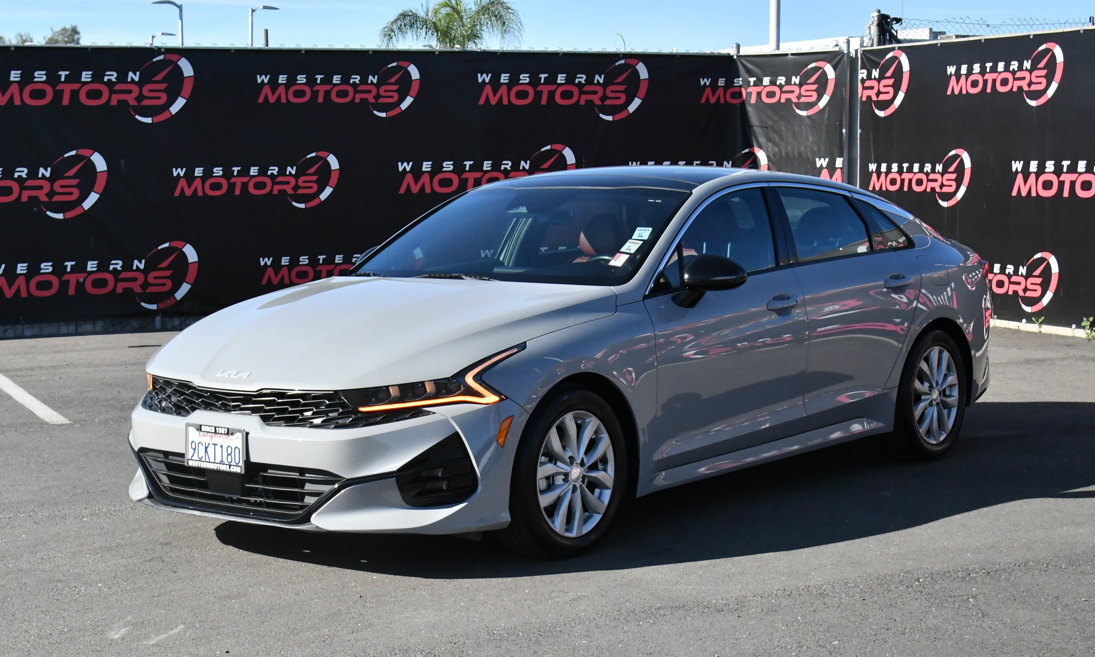 Used 2022 Kia K5 GT-Line w/ GT-Line Awd Premium Package image 3