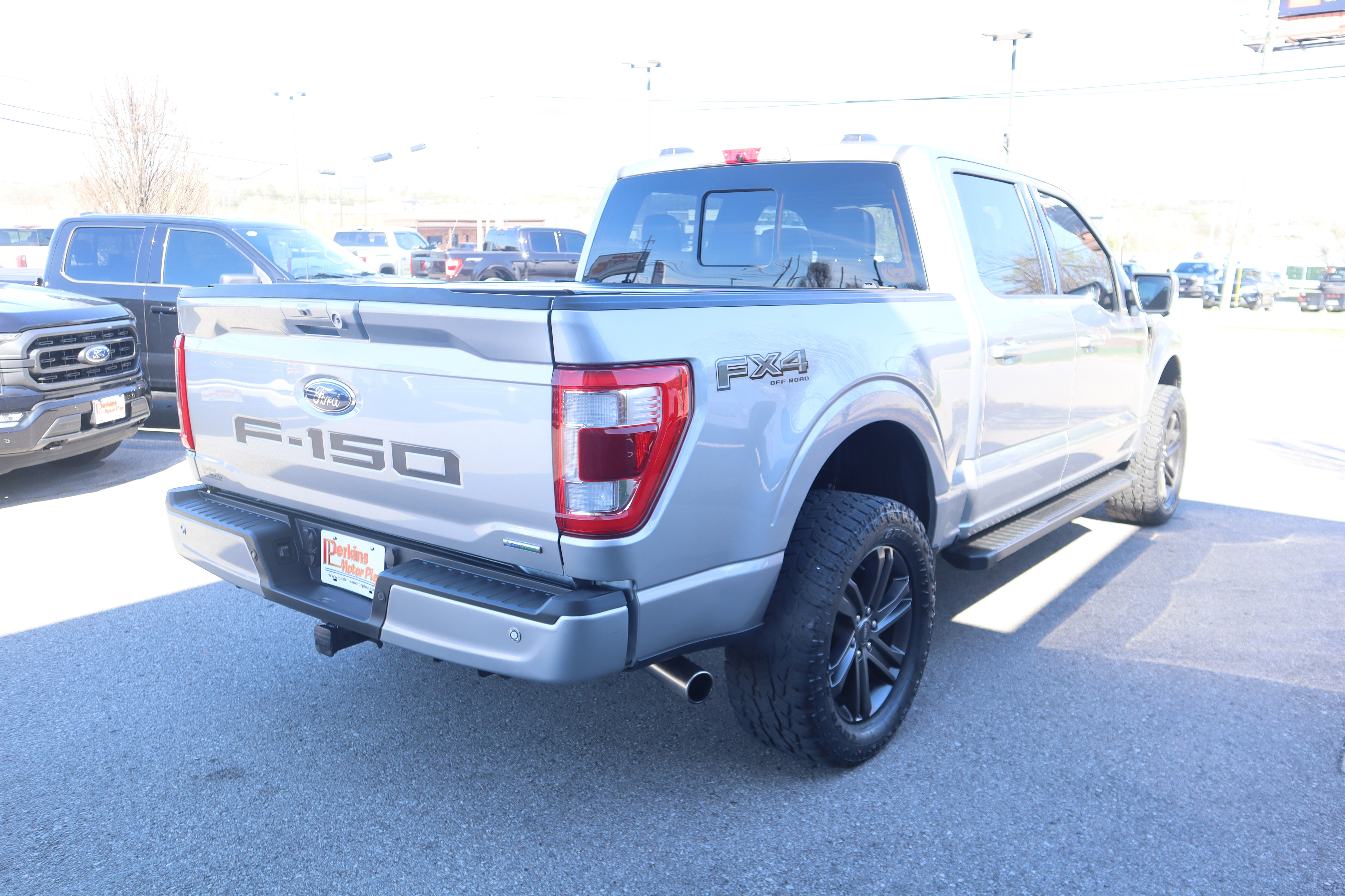 Used 2022 Ford F150 Lariat w/ Max Trailer Tow Package image 7