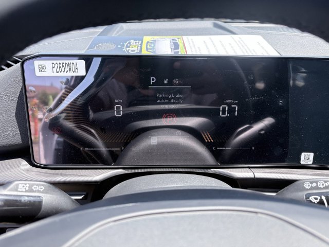 New 2026 Kia Sportage EX FWD image 11