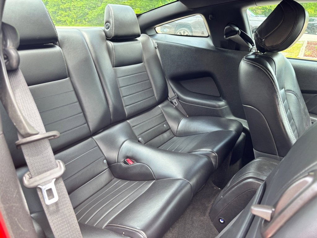 Used 2013 Ford Mustang Premium RWD image 11