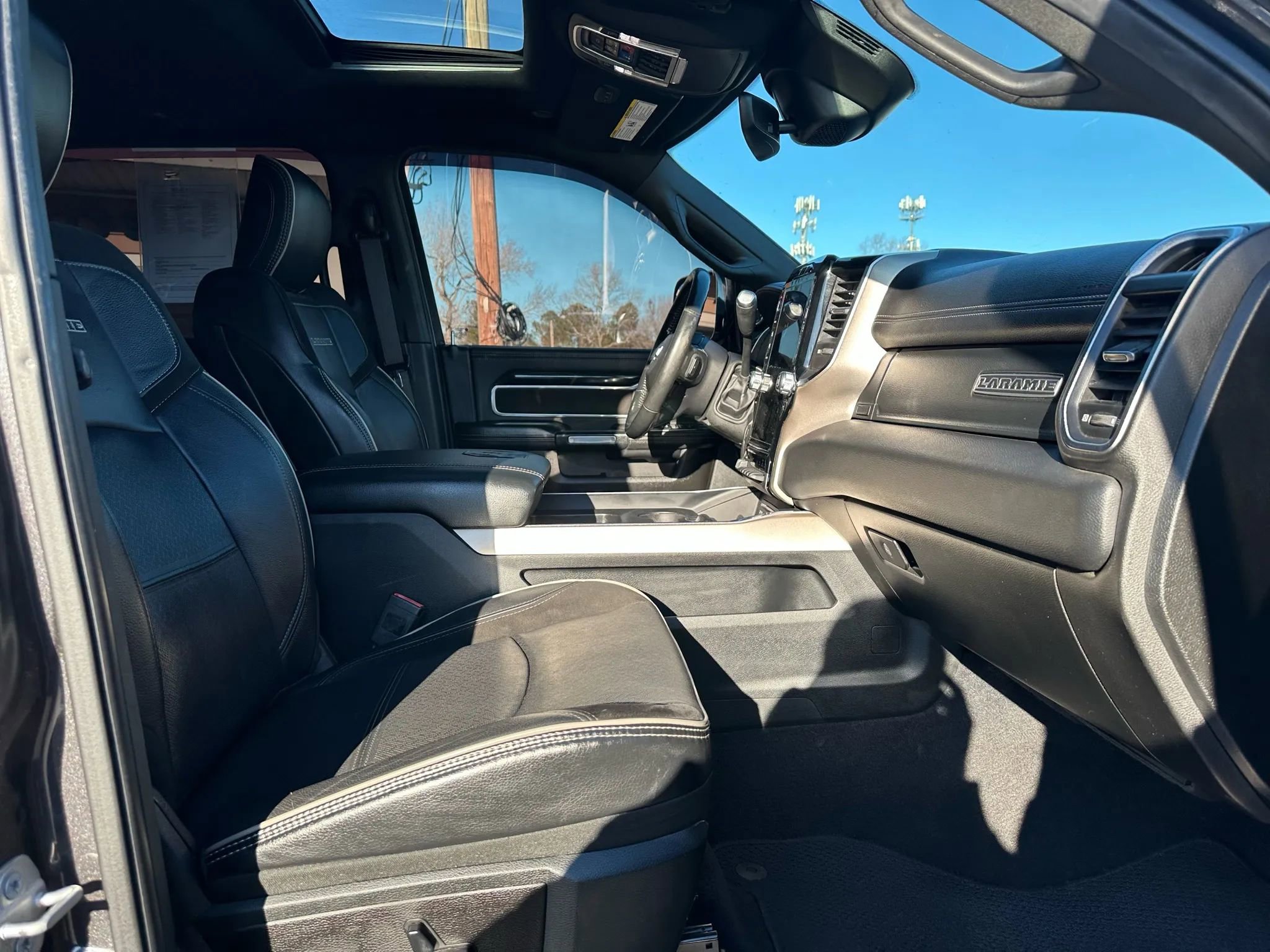 Used 2019 RAM 2500 Laramie image 33