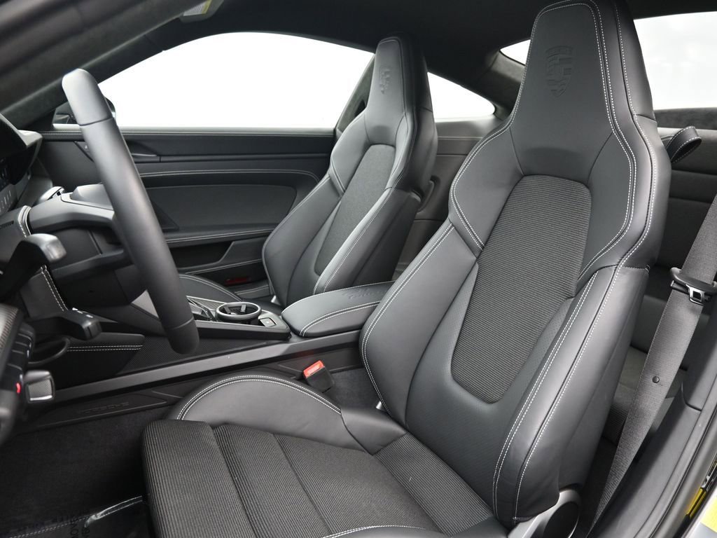 Used 2026 Porsche 911 GT3 image 5