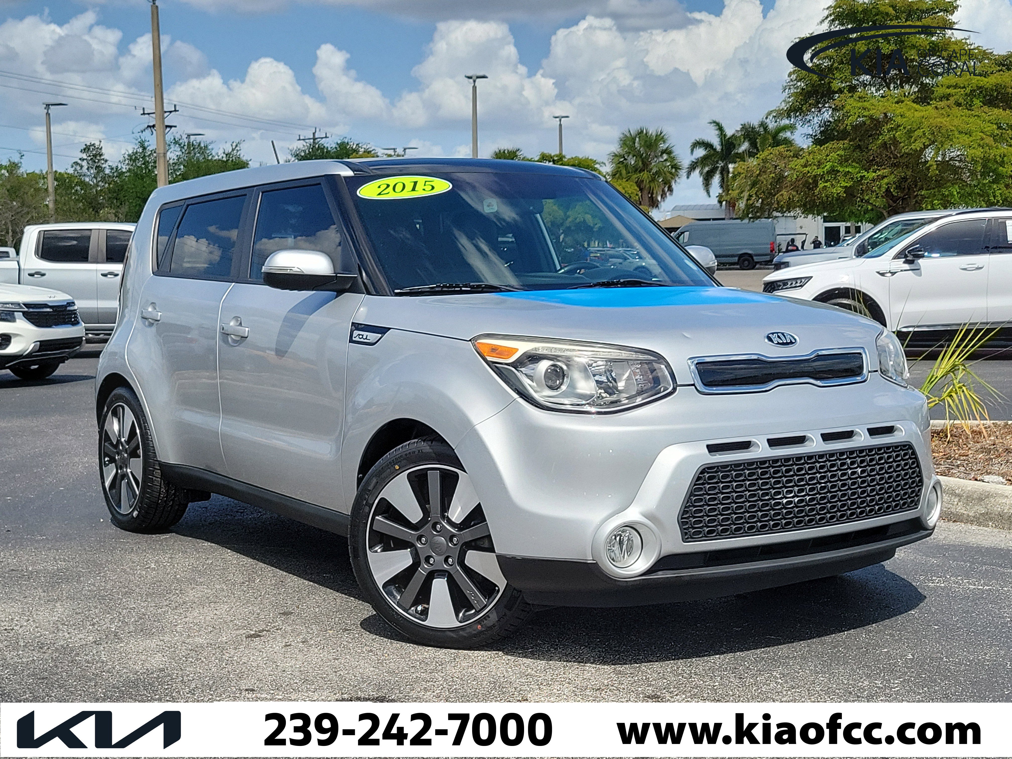 Used 2015 Kia Soul ! w/ Sun & Sound Package image 1