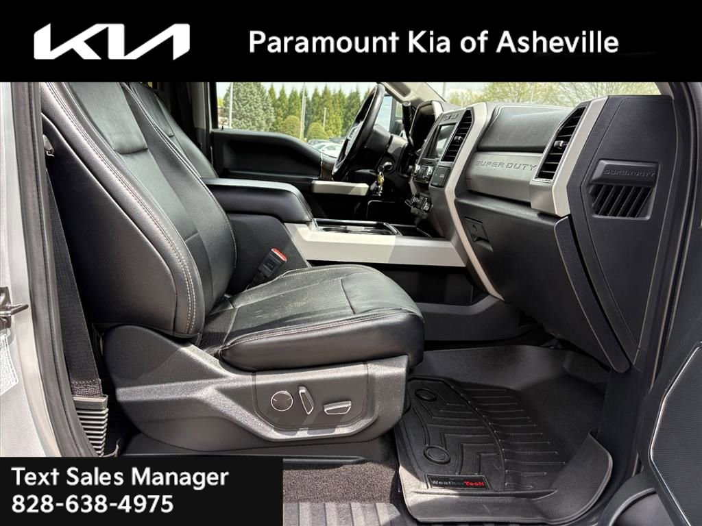 Used 2019 Ford F350 Lariat w/ Chrome Package AWD/4WD image 18