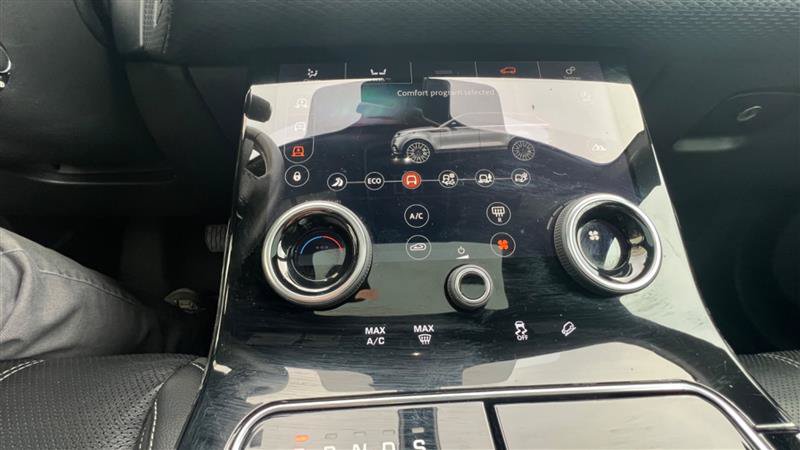 Used 2018 Land Rover Range Rover Velar S AWD/4WD image 78