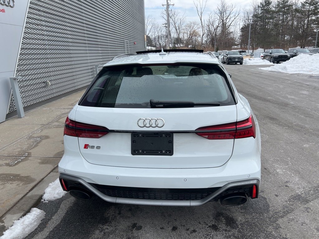 Certified 2025 Audi RS 6 performance image 33