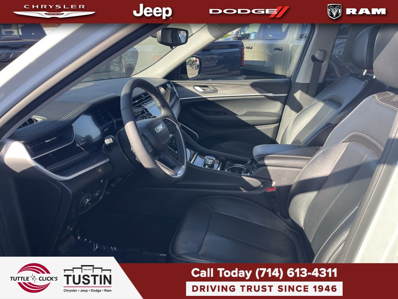 Used 2023 Jeep Grand Cherokee 4WD 4xe image 17