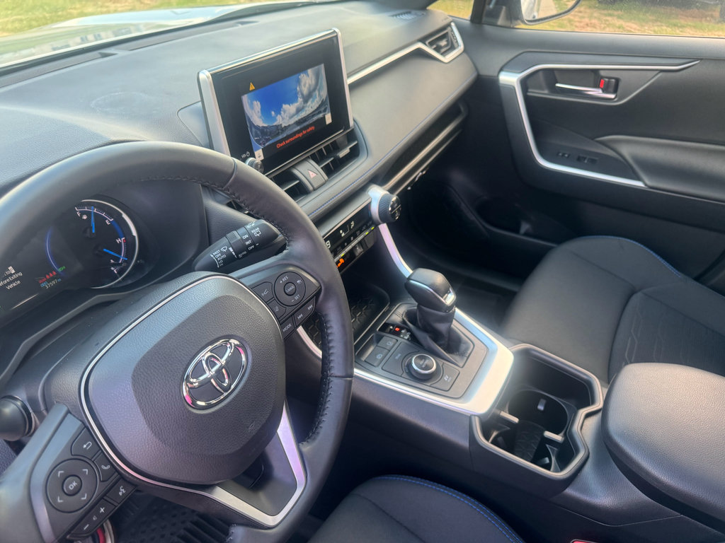 Used 2023 Toyota RAV4 SE w/ Convenience Package AWD/4WD image 16