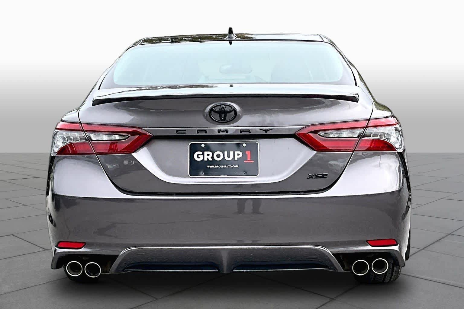 Used 2021 Toyota Camry XSE FWD image 5