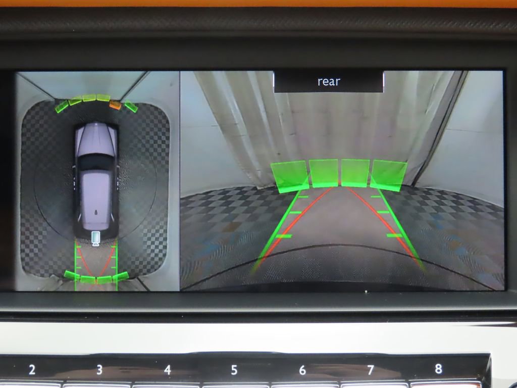 Certified 2023 Rolls-Royce Cullinan w/ Cullinan Package image 15