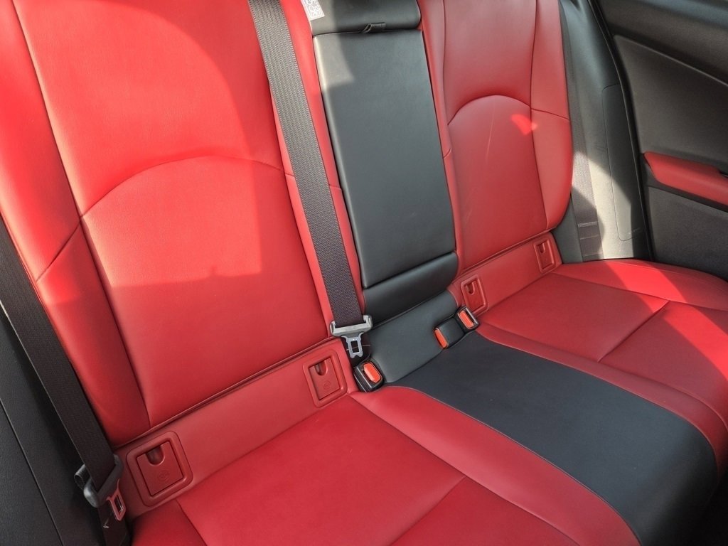 Used 2019 Lexus UX 200 F Sport image 32