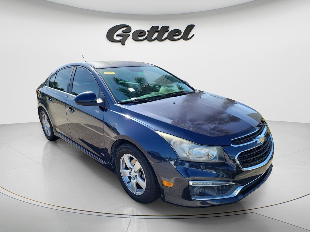 Used 2015 Chevrolet Cruze LT image 2