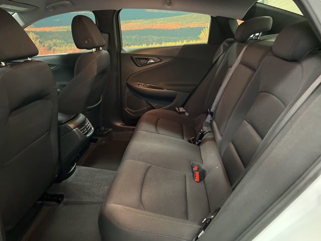 Used 2024 Chevrolet Malibu LT image 46