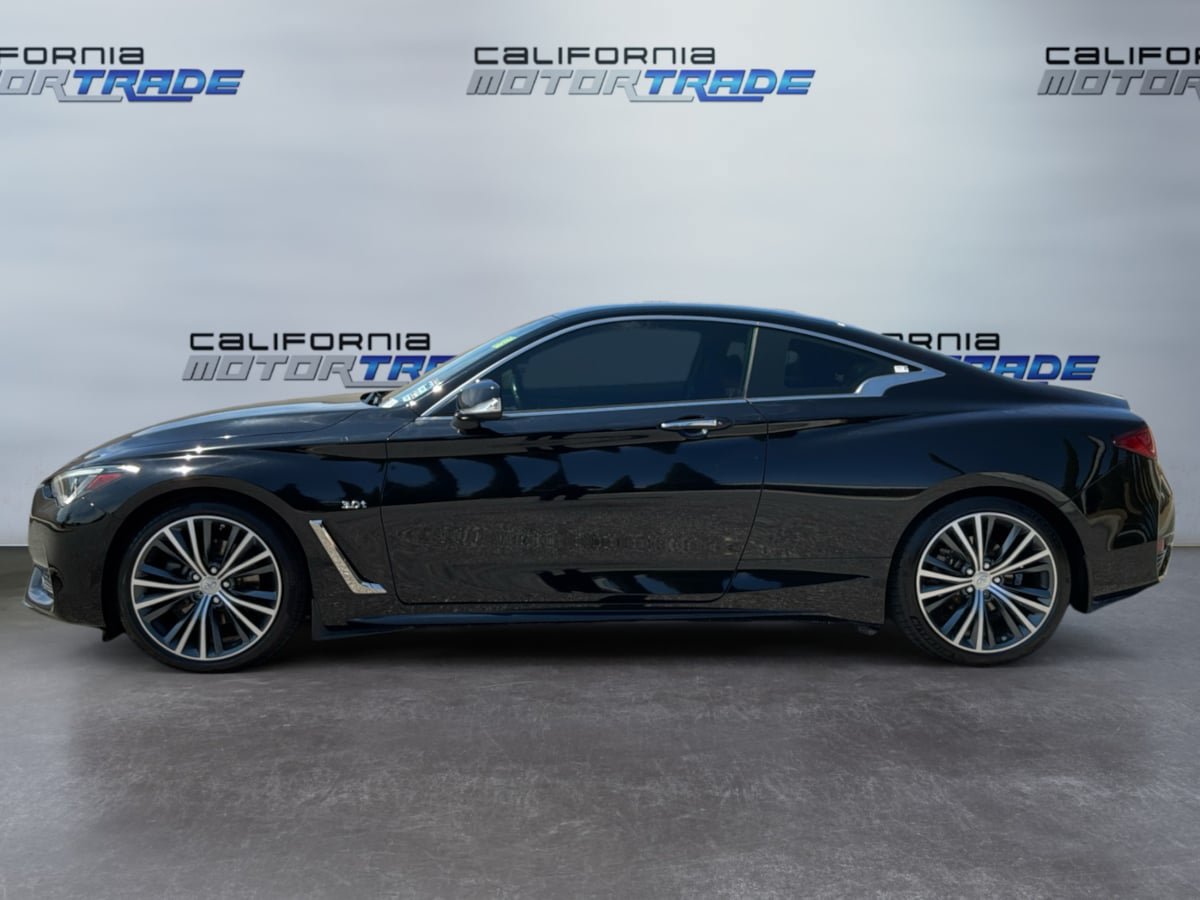 Used 2019 INFINITI Q60 3.0t Luxe RWD image 8