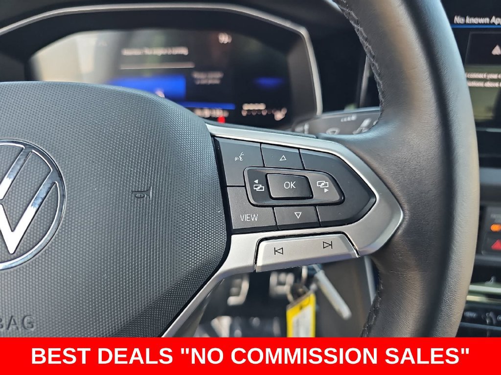 Used 2025 Volkswagen Jetta Sport FWD image 17