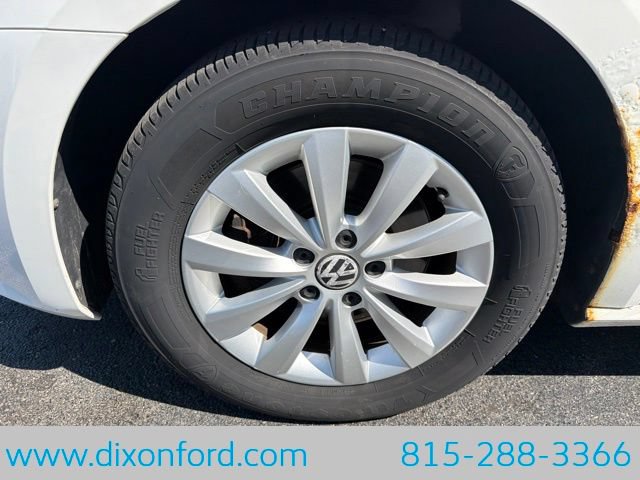 Used 2012 Volkswagen Passat 2.5 S FWD image 24