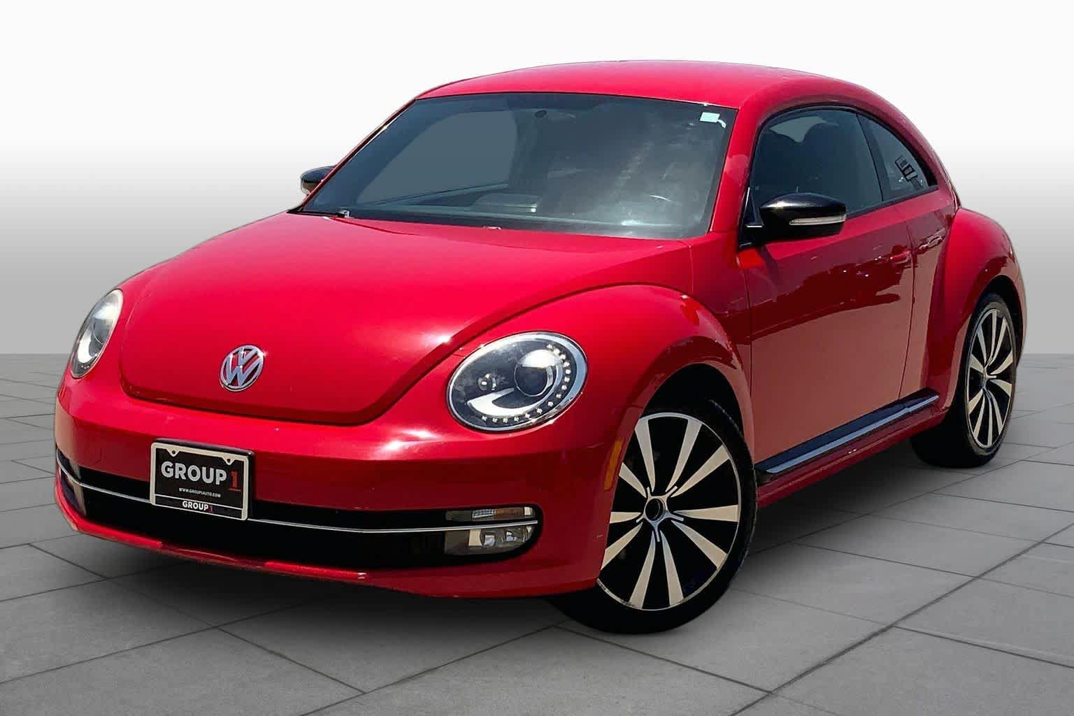 Used 2012 Volkswagen Beetle 2.0T FWD video 1
