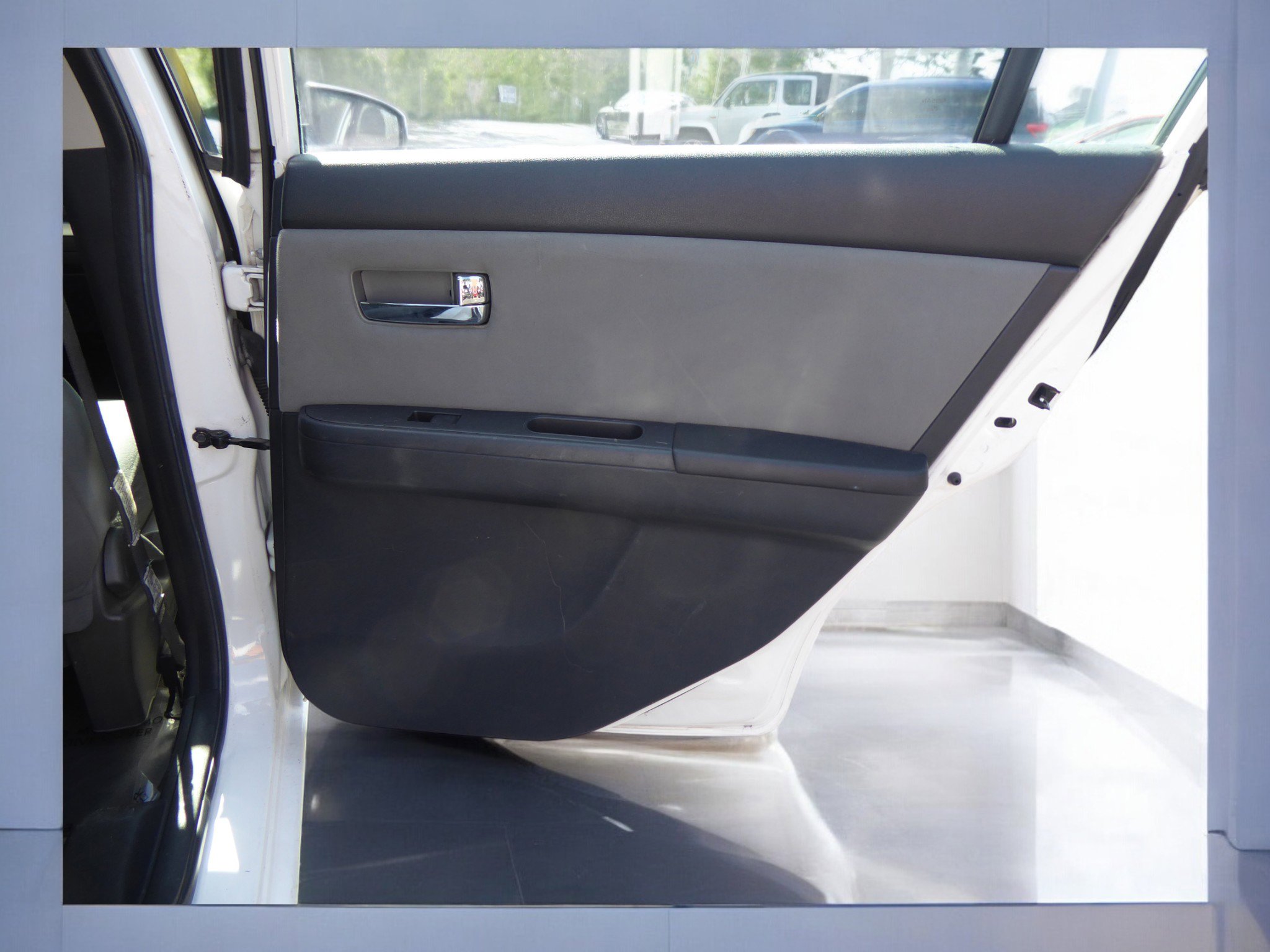 Used 2011 Nissan Sentra 2.0 S image 18