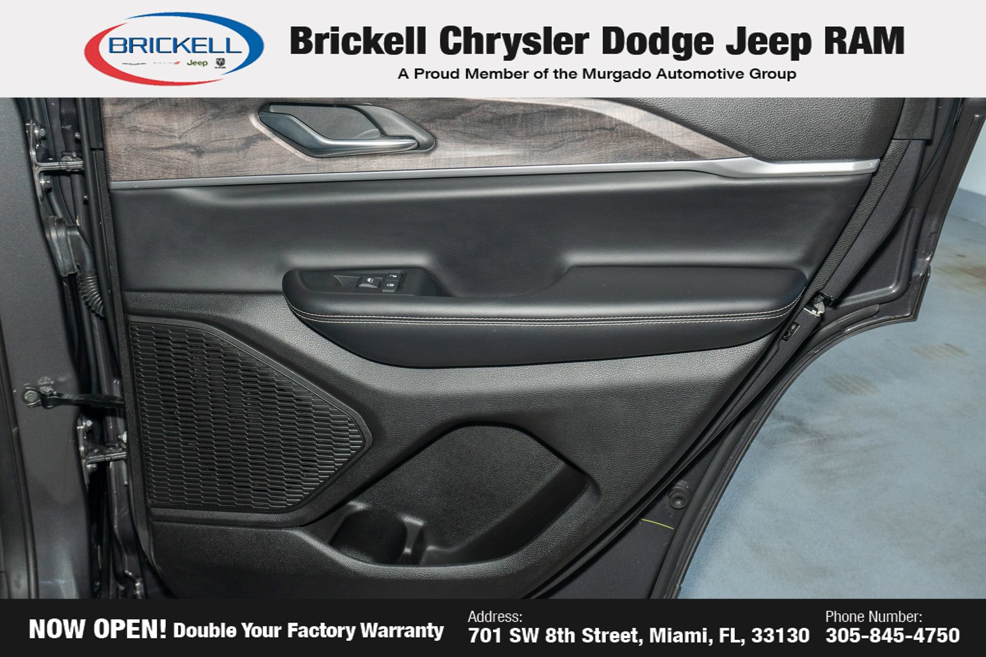 Used 2025 Jeep Grand Cherokee Limited AWD/4WD image 14