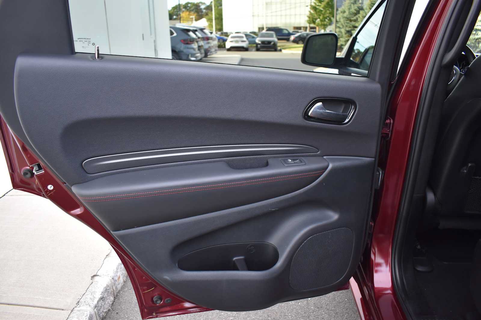 Used 2025 Dodge Durango R/T w/ Blacktop Package AWD/4WD image 15