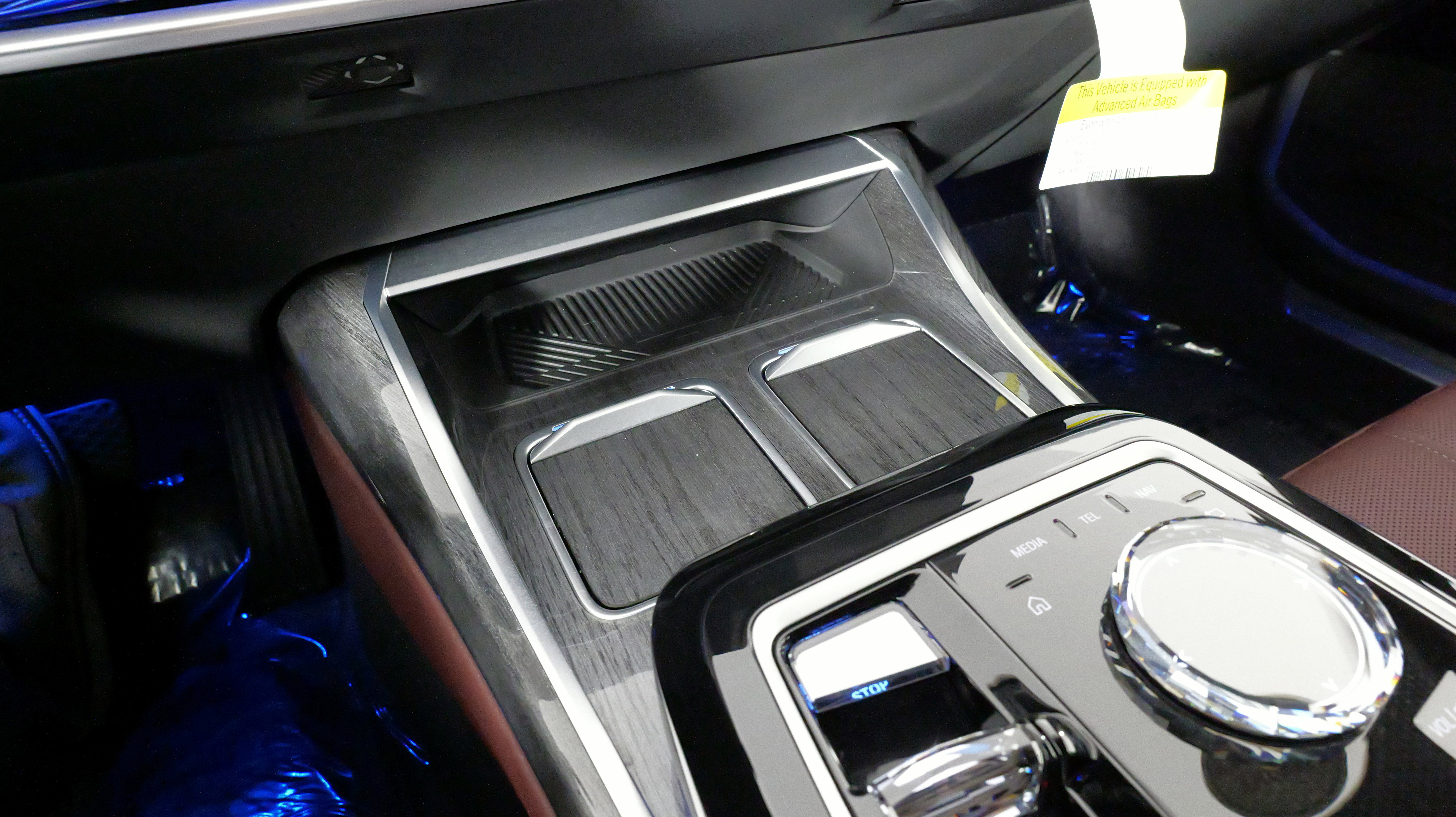 Used 2024 BMW i7 xDrive60 w/ Executive Package image 63