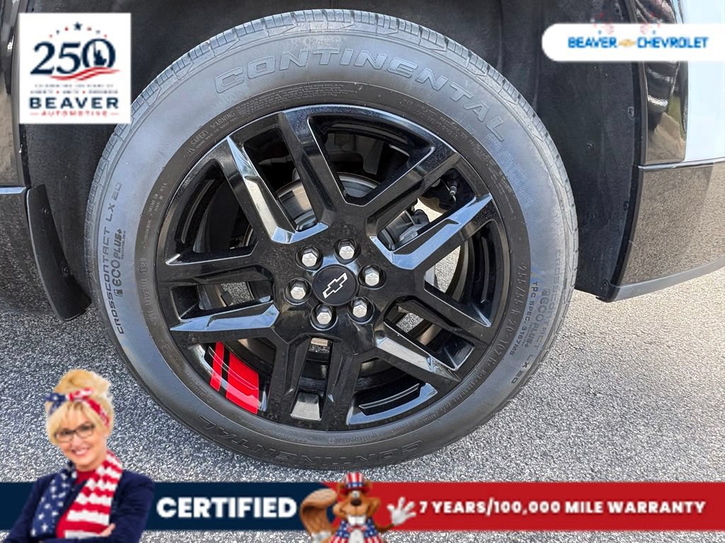 Used 2023 Chevrolet Traverse Premier w/ Redline Edition FWD image 10