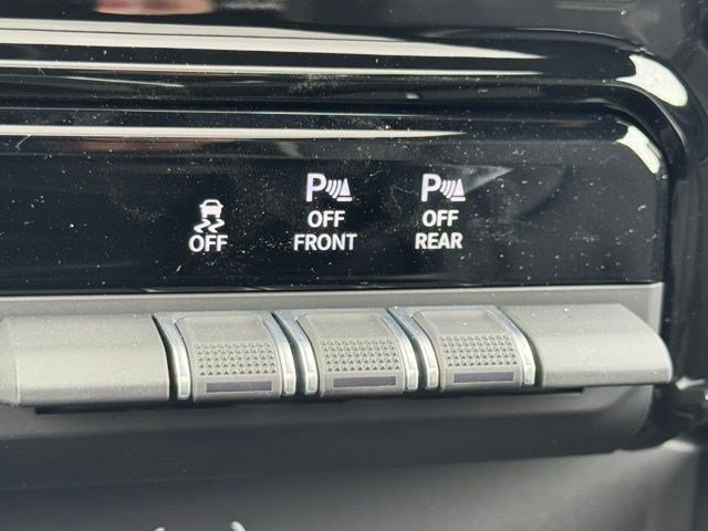 New 2026 RAM 1500 Laramie w/ Sport Appearance Package AWD/4WD image 23