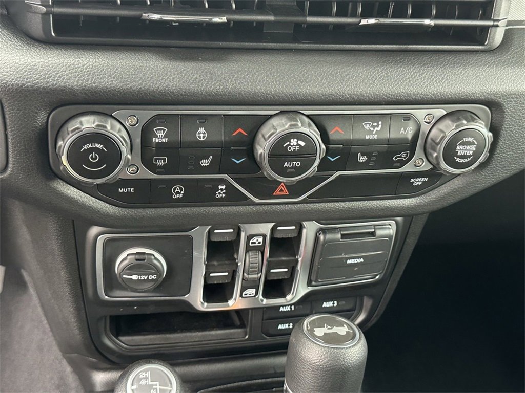 New 2025 Jeep Wrangler Sport S image 23