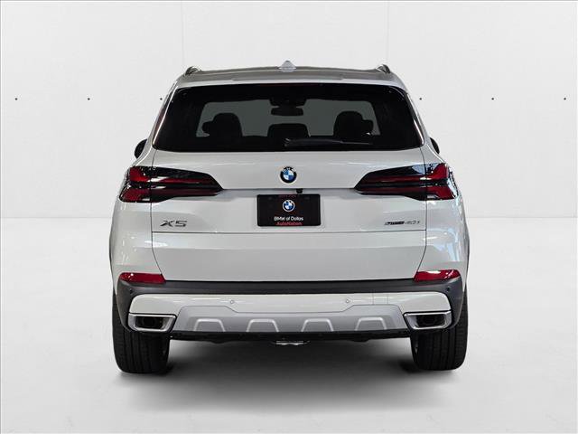 Used 2026 BMW X5 sDrive40i w/ Parking Assistance Package image 6