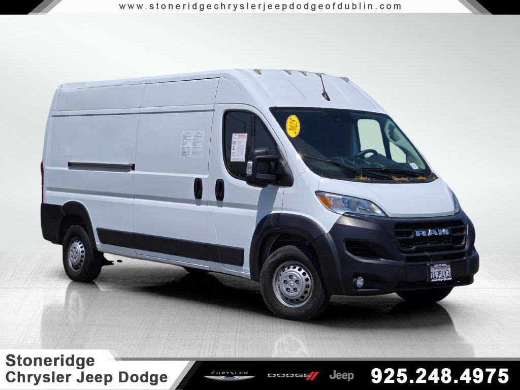 Used 2025 RAM ProMaster 2500 w/ Convenience Group FWD image 1