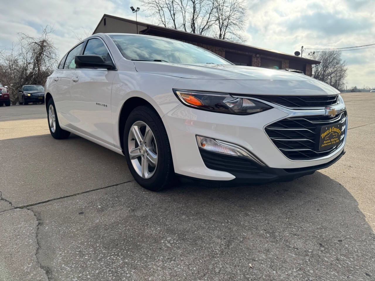 Used 2020 Chevrolet Malibu LS image 3
