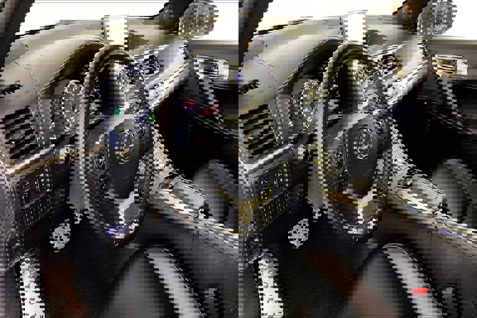 Used 2016 Lexus CT 200h image 16