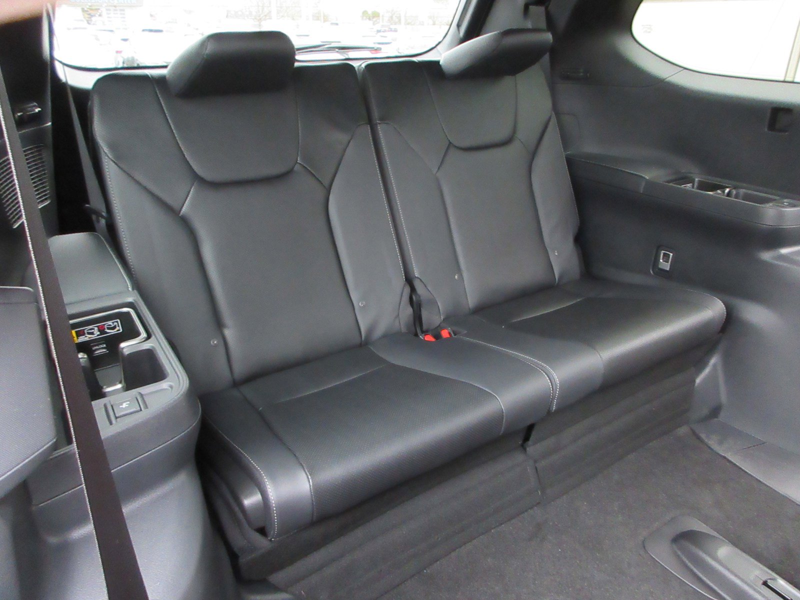 New 2026 Lexus TX 500h AWD image 19