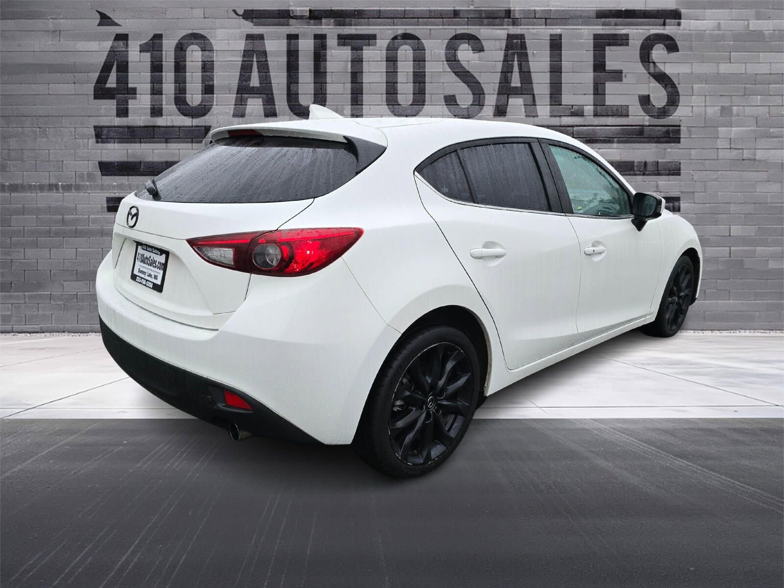 Used 2016 MAZDA MAZDA3 s Touring image 3