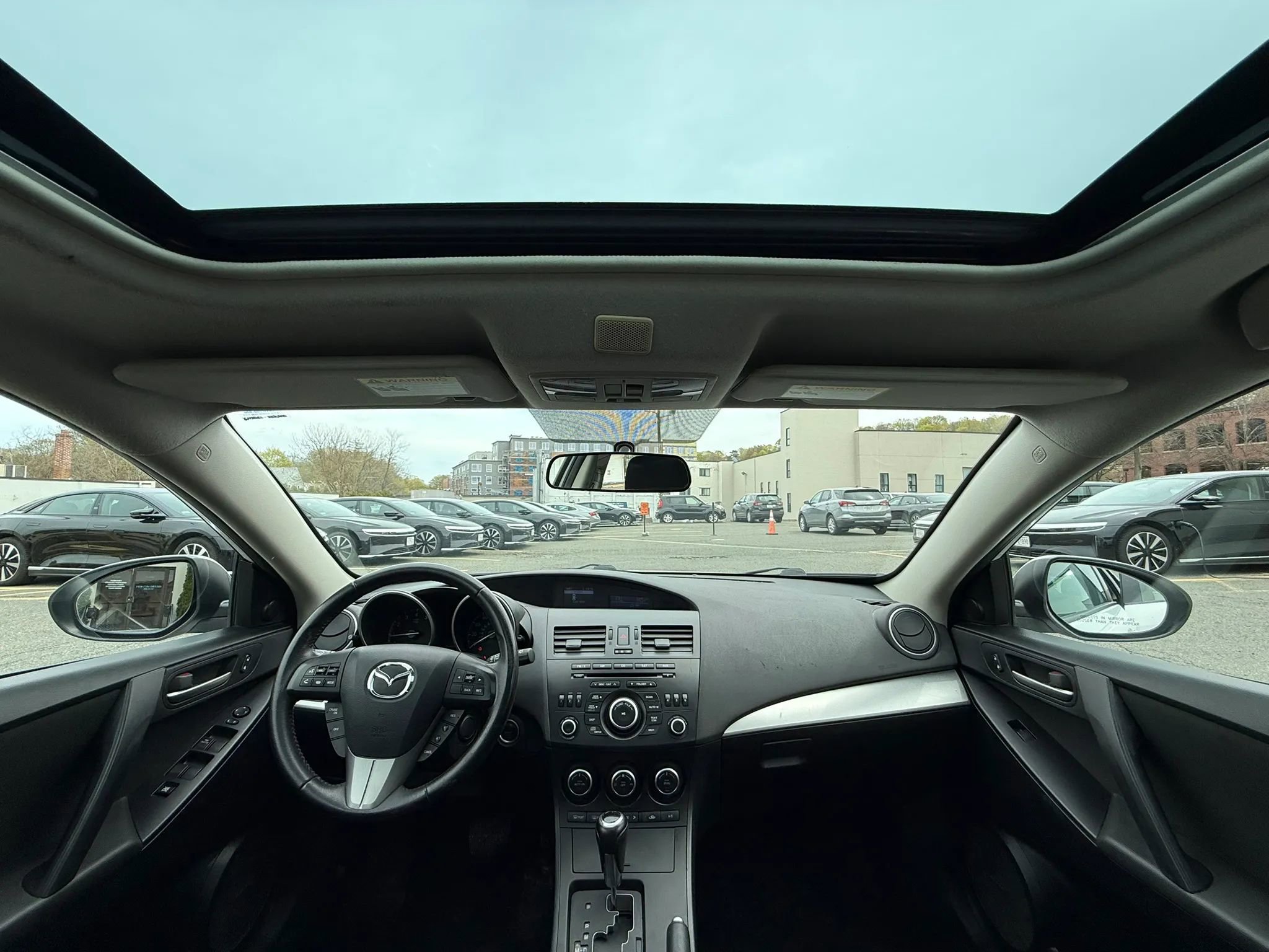 Used 2013 MAZDA MAZDA3 i Touring FWD image 14