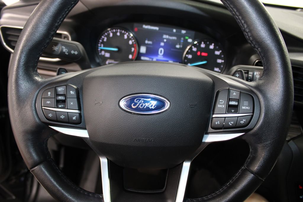 Certified 2020 Ford Explorer Limited AWD/4WD image 40