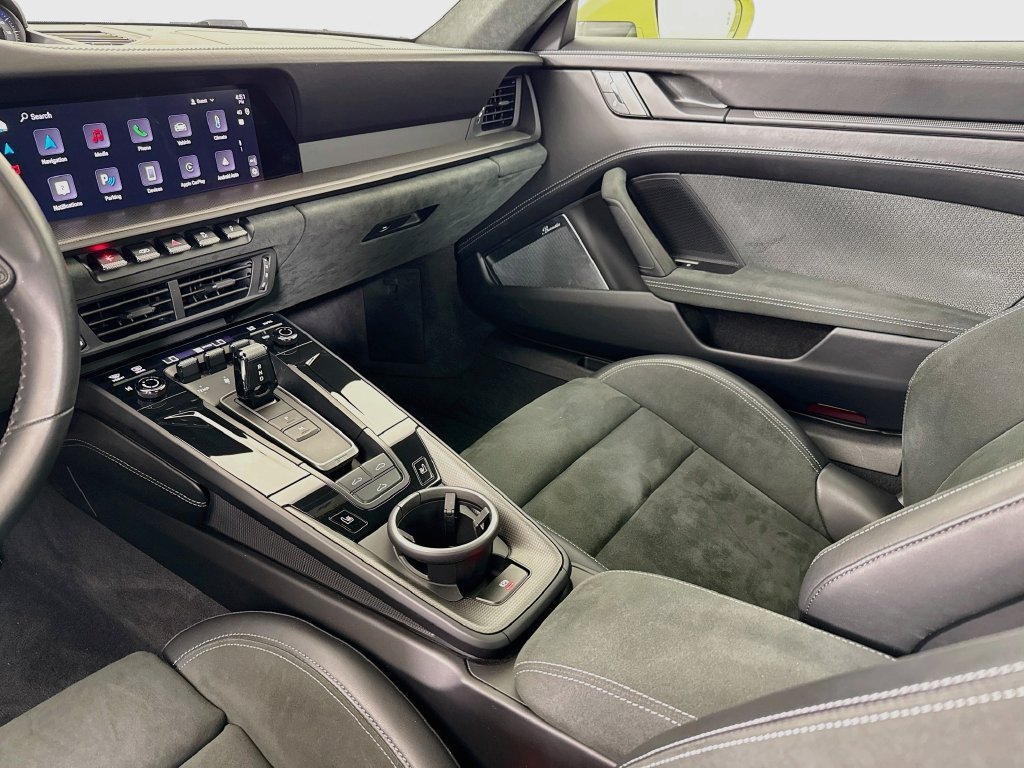 Certified 2025 Porsche 911 Carrera 4 GTS AWD/4WD image 26
