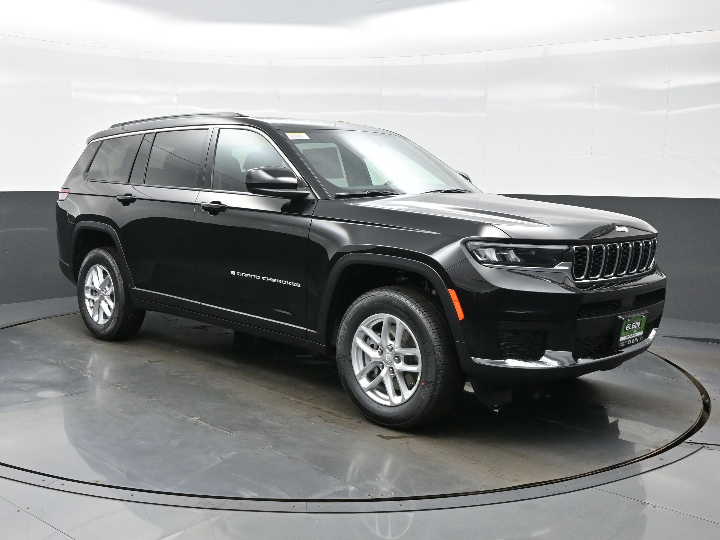 New 2026 Jeep Grand Cherokee L 4WD image 8