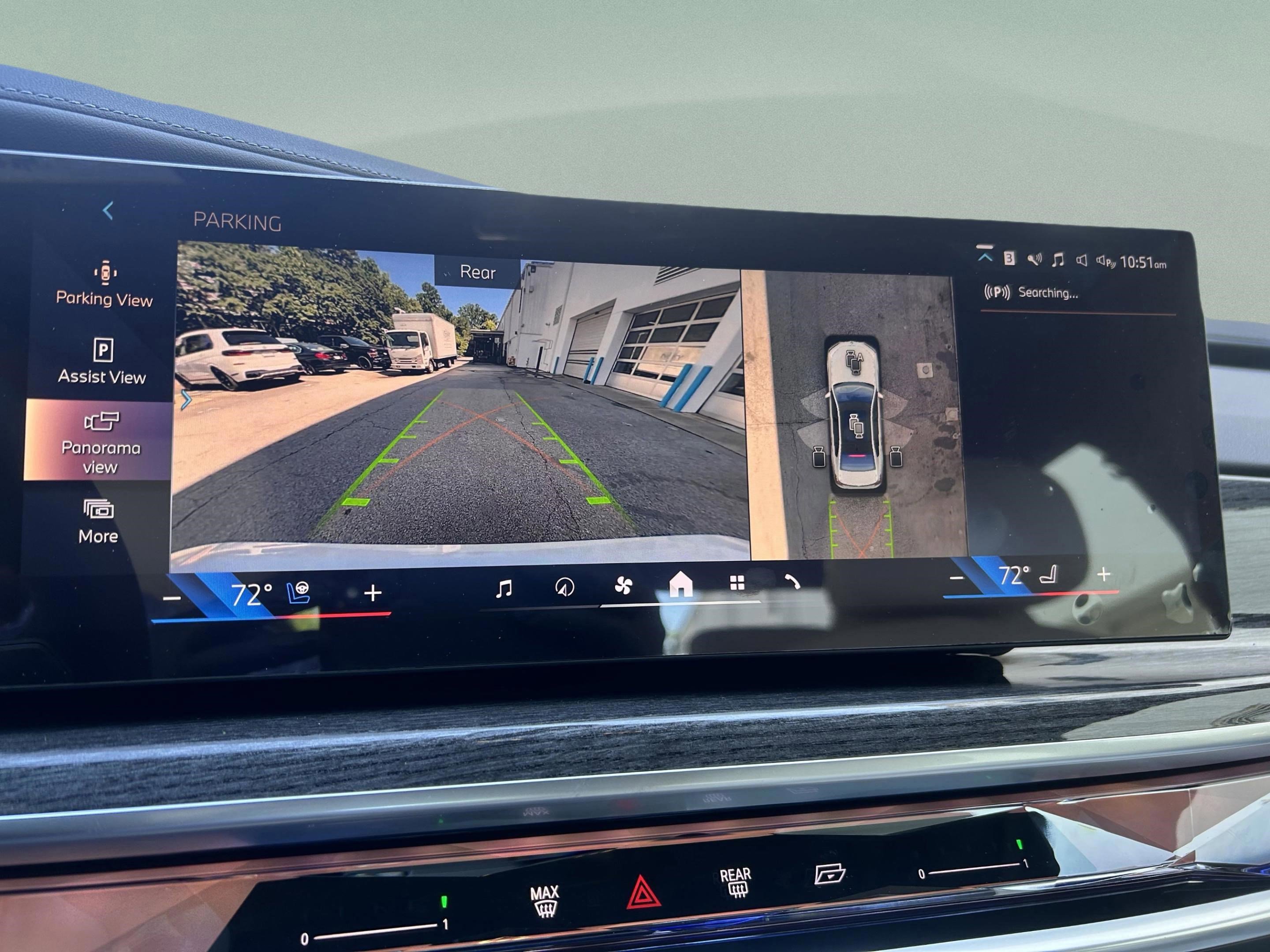 Used 2025 BMW i7 xDrive60 image 17